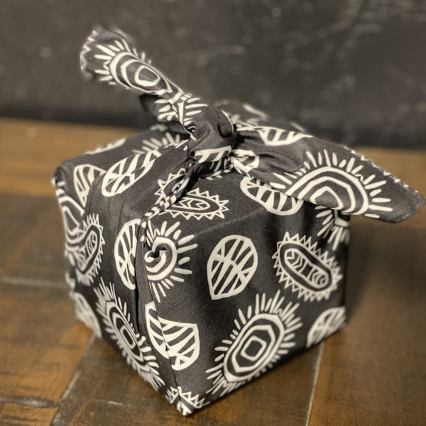 Rochelle Holiday Black Fabric Wrap
