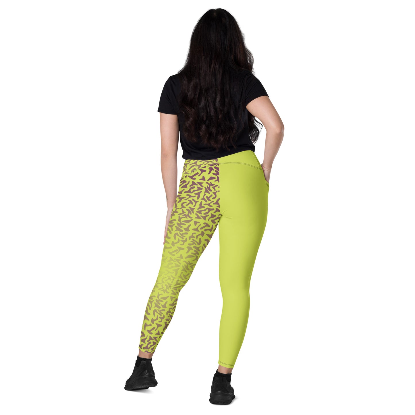 Suspicious Green Leggings with pockets