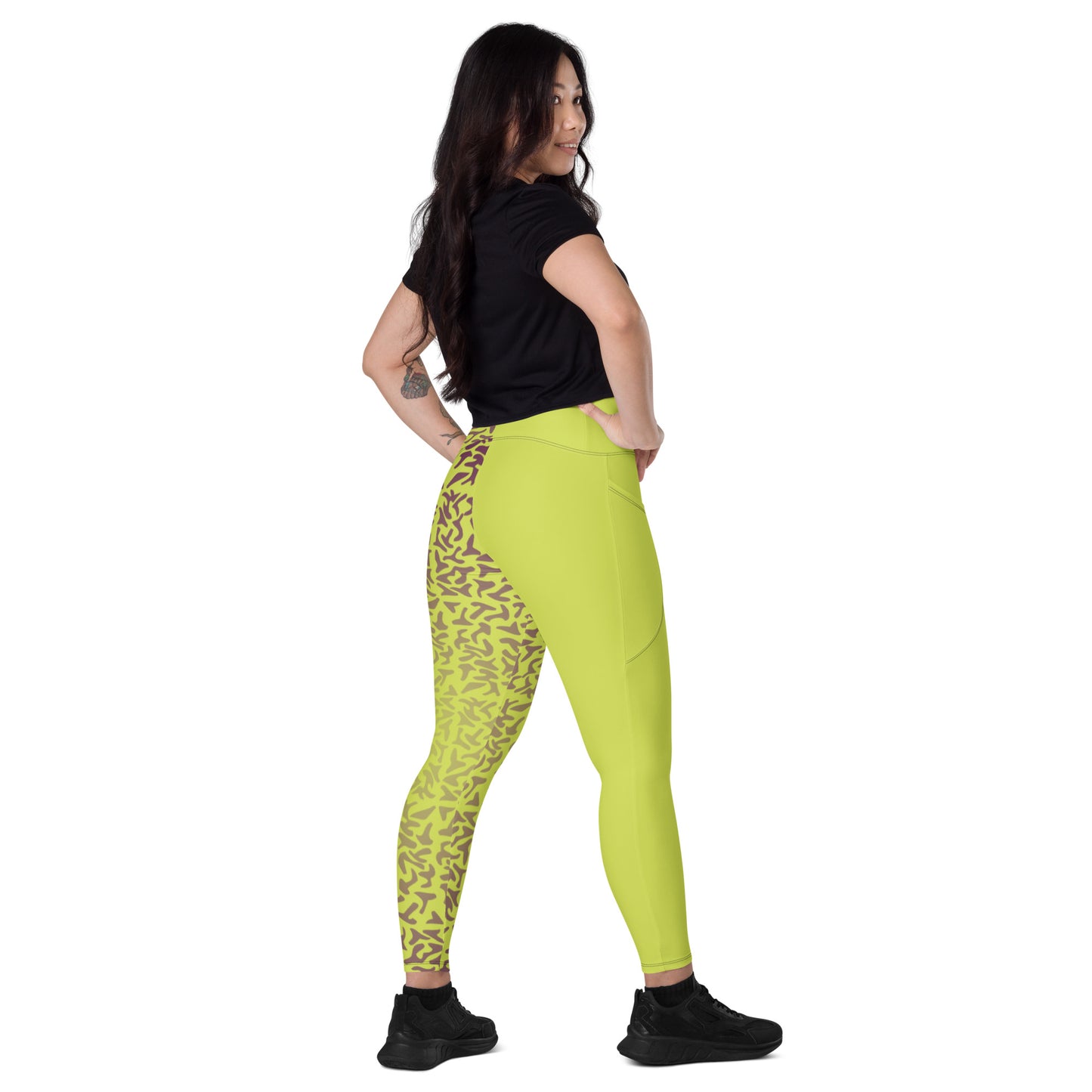 Suspicious Green Leggings with pockets